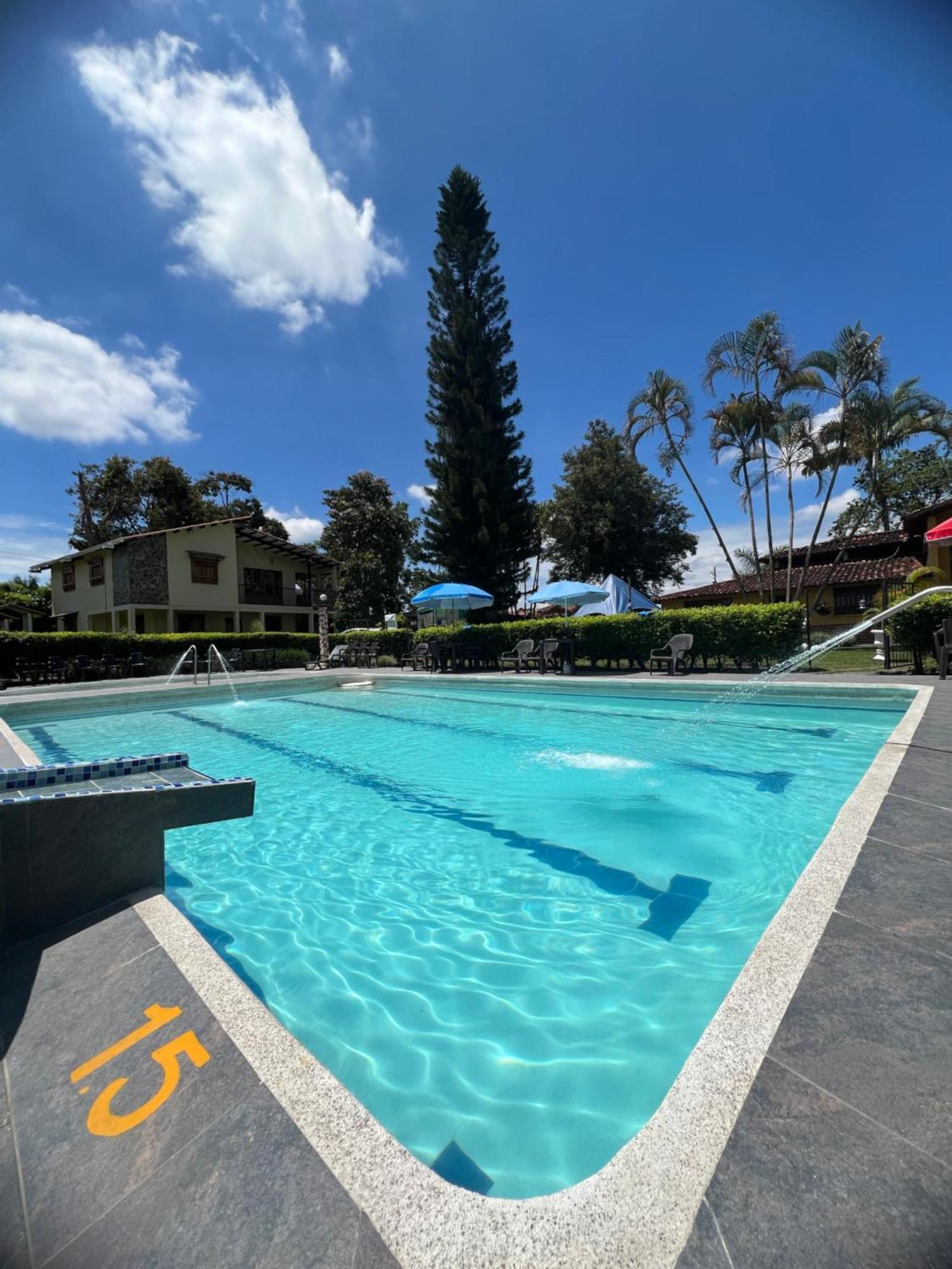 Villa Alejandra Del Quindio Calarcá Exterior foto